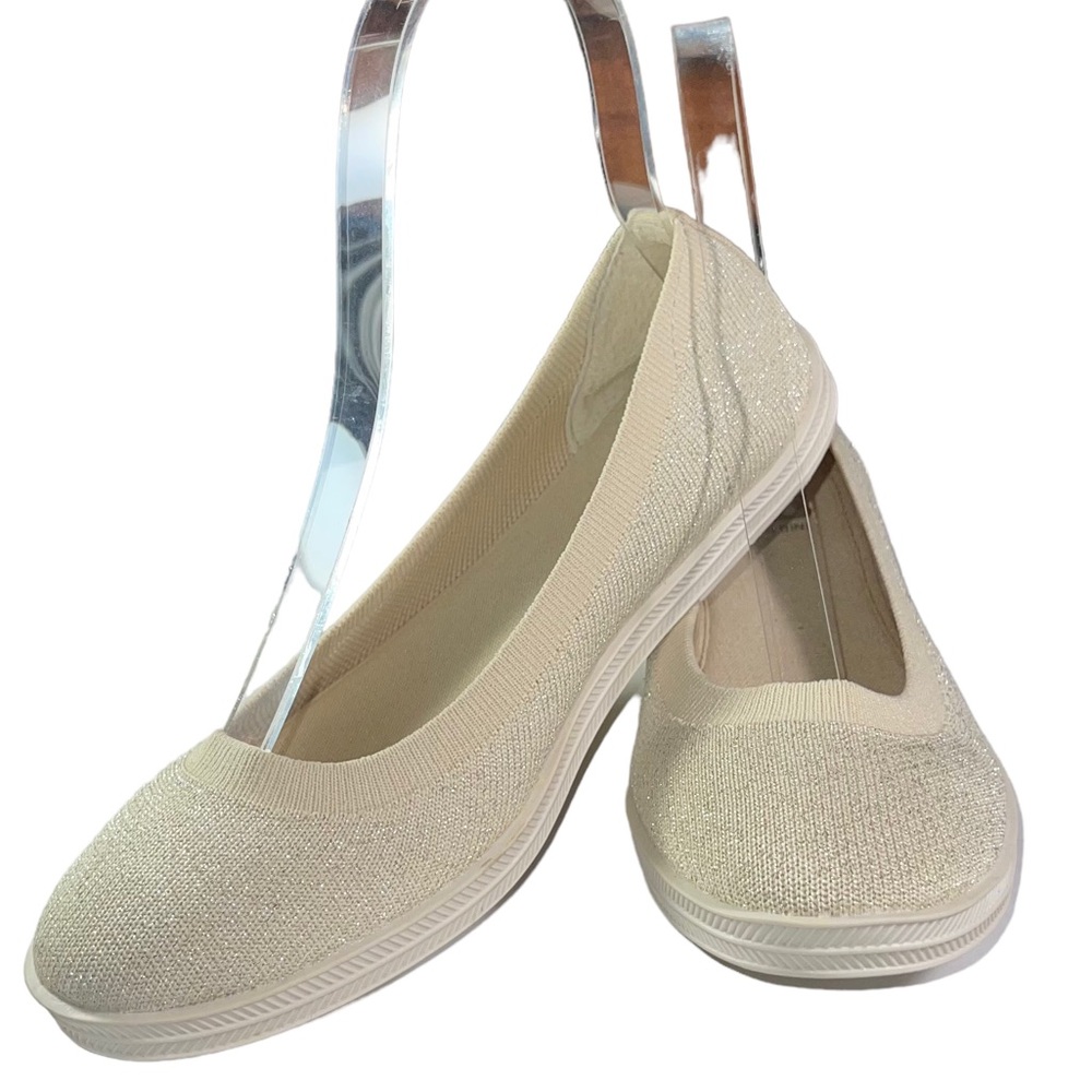 Gianni Bini Beige Ballet Flats Womens Shoes Size 6